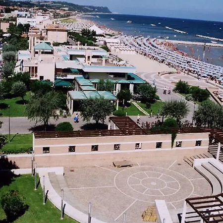 Plaza Fano